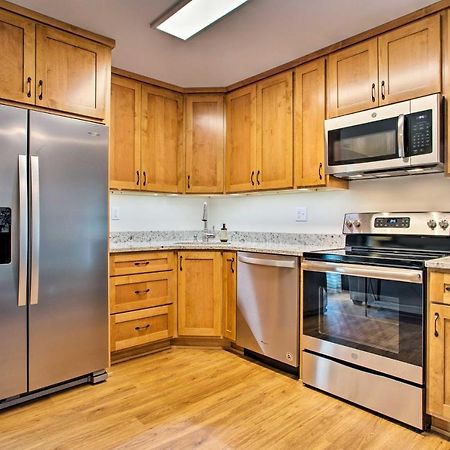 Newly Remodeled Apartment On Main Street In Saluda Eksteriør billede