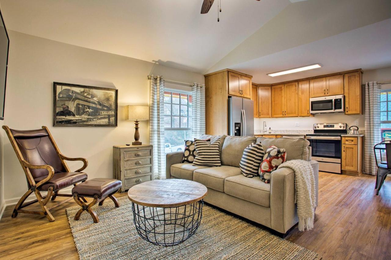 Newly Remodeled Apartment On Main Street In Saluda Eksteriør billede